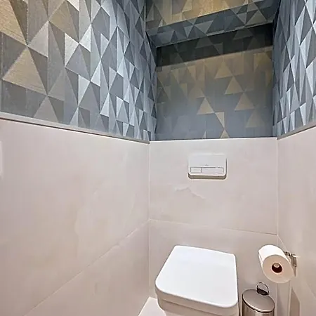 Moderne Centre 2 4*